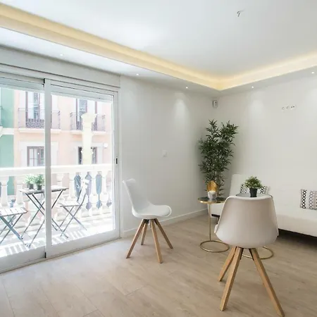 Stylish *New* Apartment In Alicante W/ 4 Bedrooms Extérieur photo